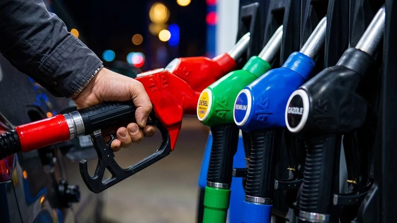 Akaryakıta çifte zam geliyor: Motorin ve benzinde artış bekleniyor