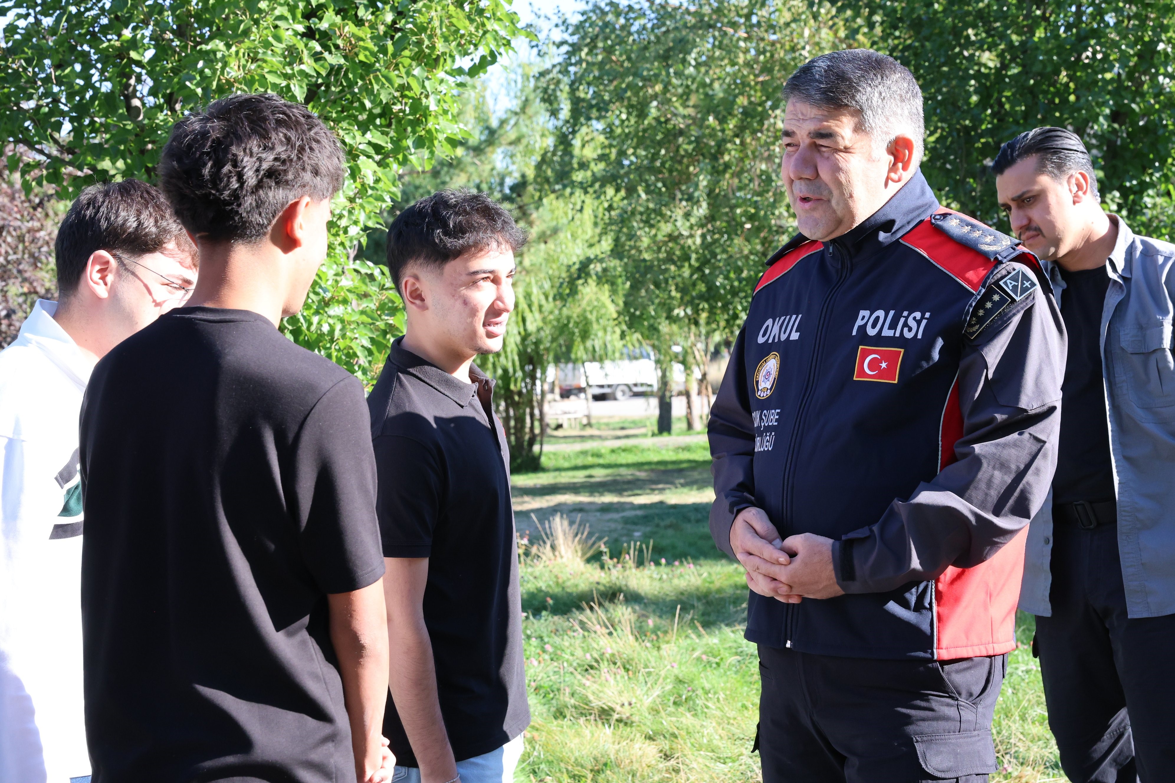 Erzurum’da okul çevrelerinde güvenlik mesaisi