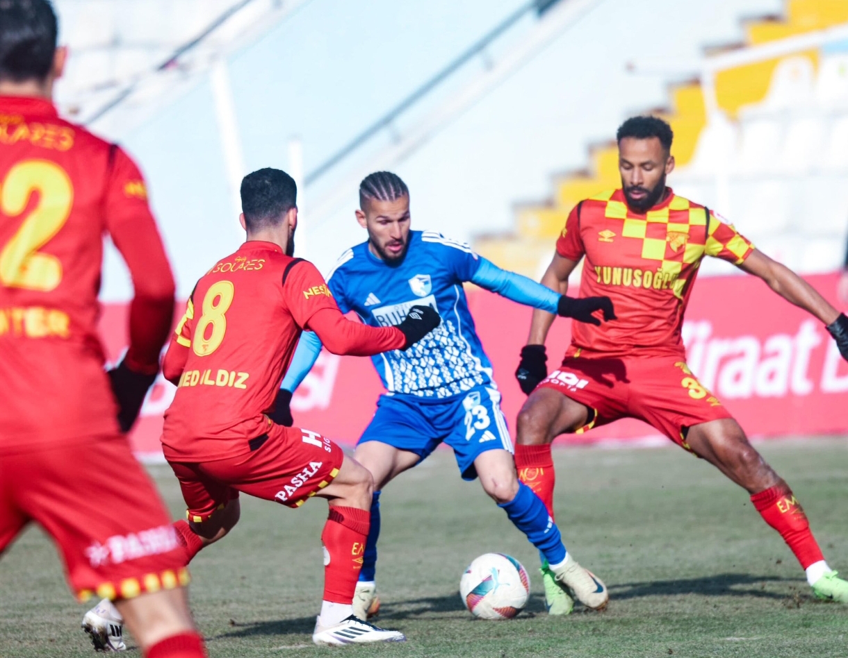 Erzurumspor FK gruptaki ilk maçında puanla tanışamadı.