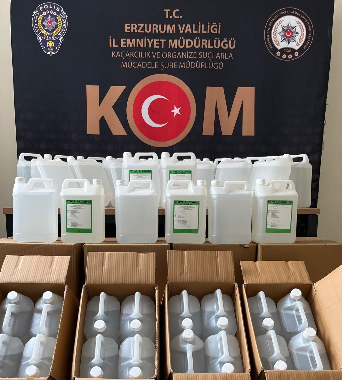 Erzurum'da kaçak alkol operasyonu