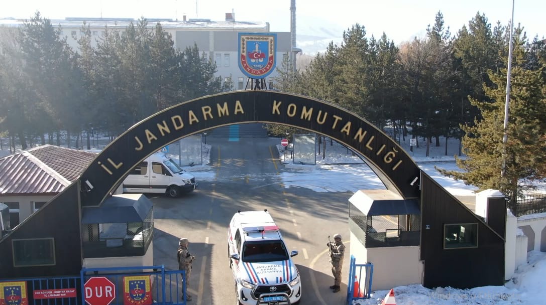 Erzurum jandarmasından siber operasyon