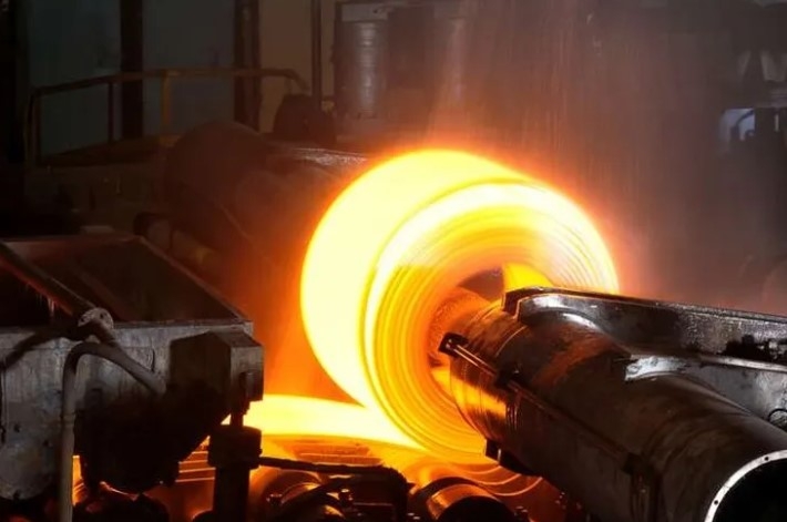 Sanayi Üretimi Aylık Düşüş Gösterdi, Yıllık Artış Sağladı