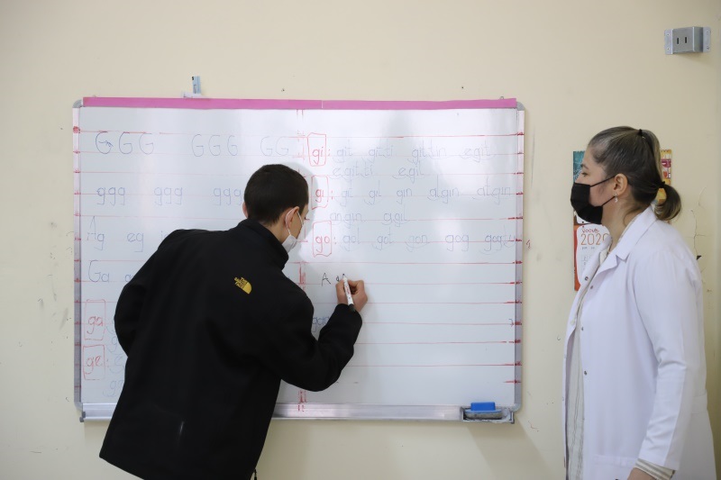 Cezaevlerinde eğitim seferberliği: 75 bini aşkın hükümlü ve tutuklu eğitim görüyor
