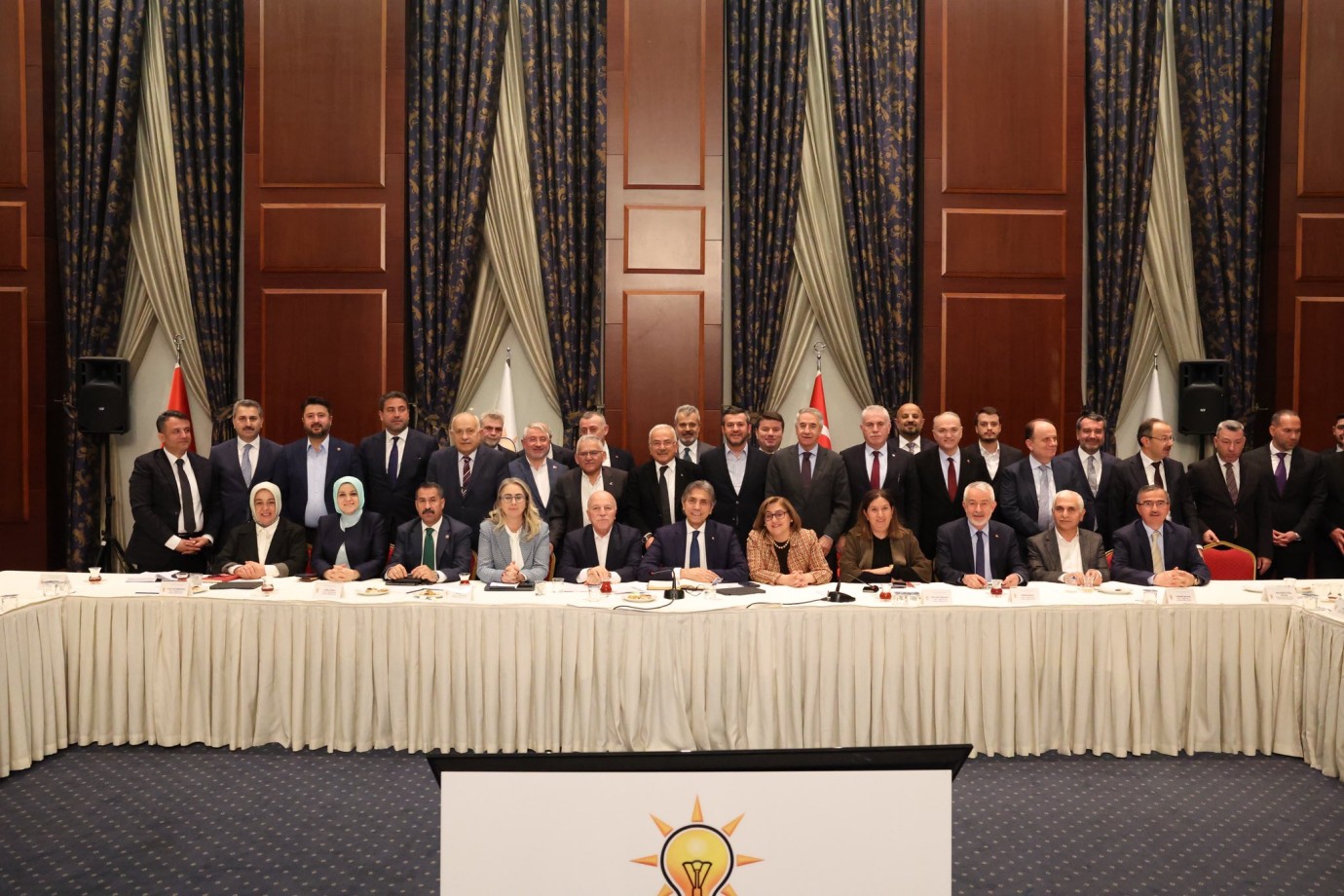 AK Parti Yerel Yönetimler Toplantısı gerçekleştirildi