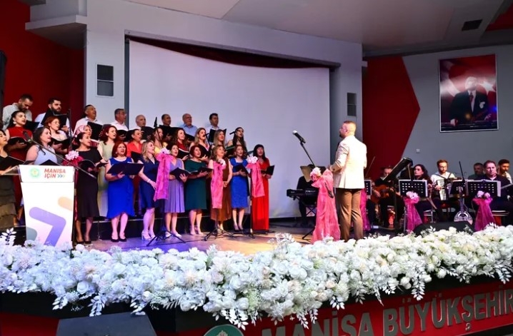 Manisa’da “Türkü Gibi Şarkılar” Konseri Büyük Beğeni Topladı