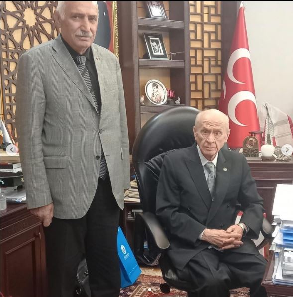 Erzurumlu eski belediye başkanı hayatını kaybetti