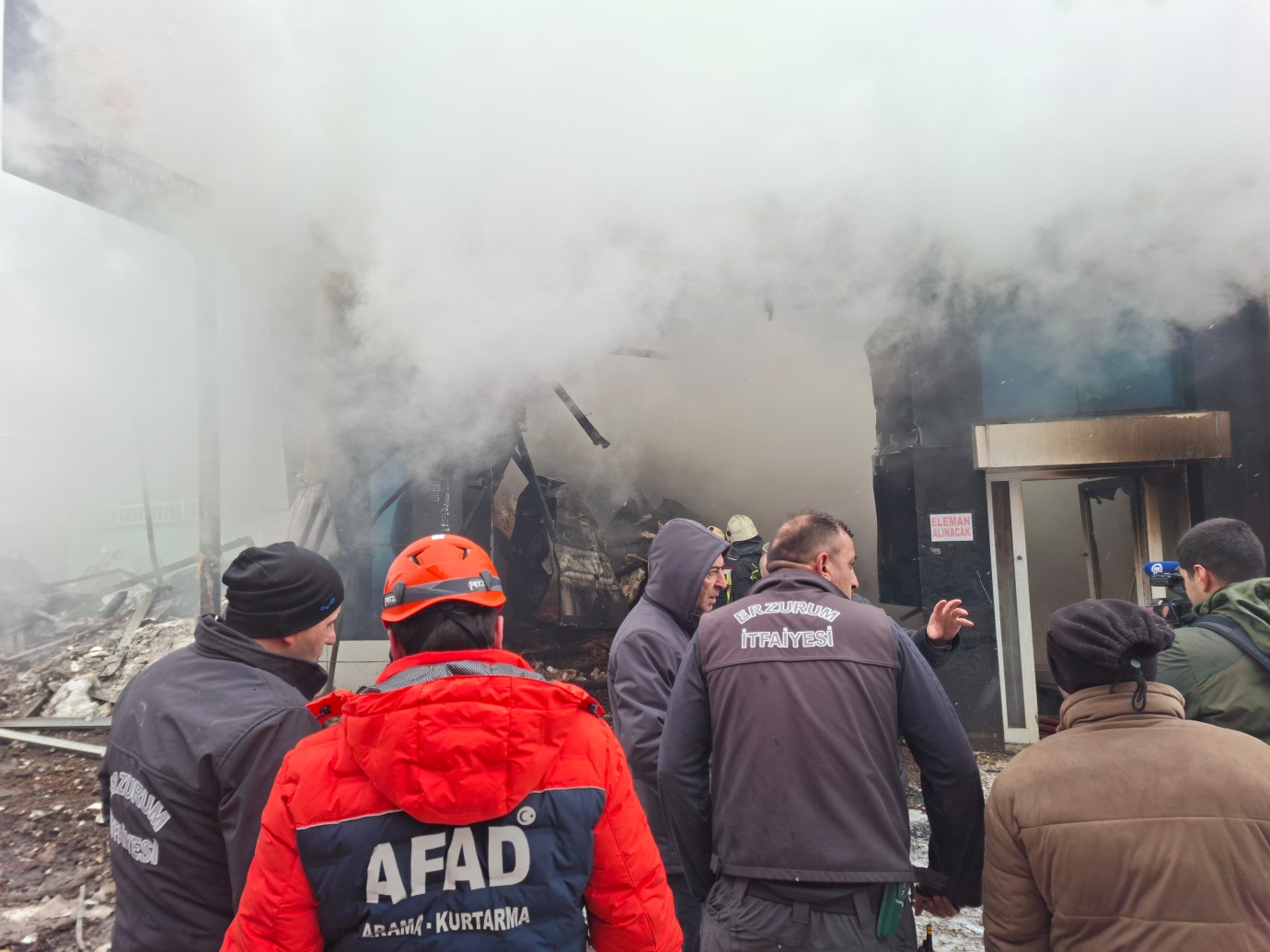 Erzurum’da sanayi sitesinde patlama ve yangın: 1 kişi hayatını kaybetti