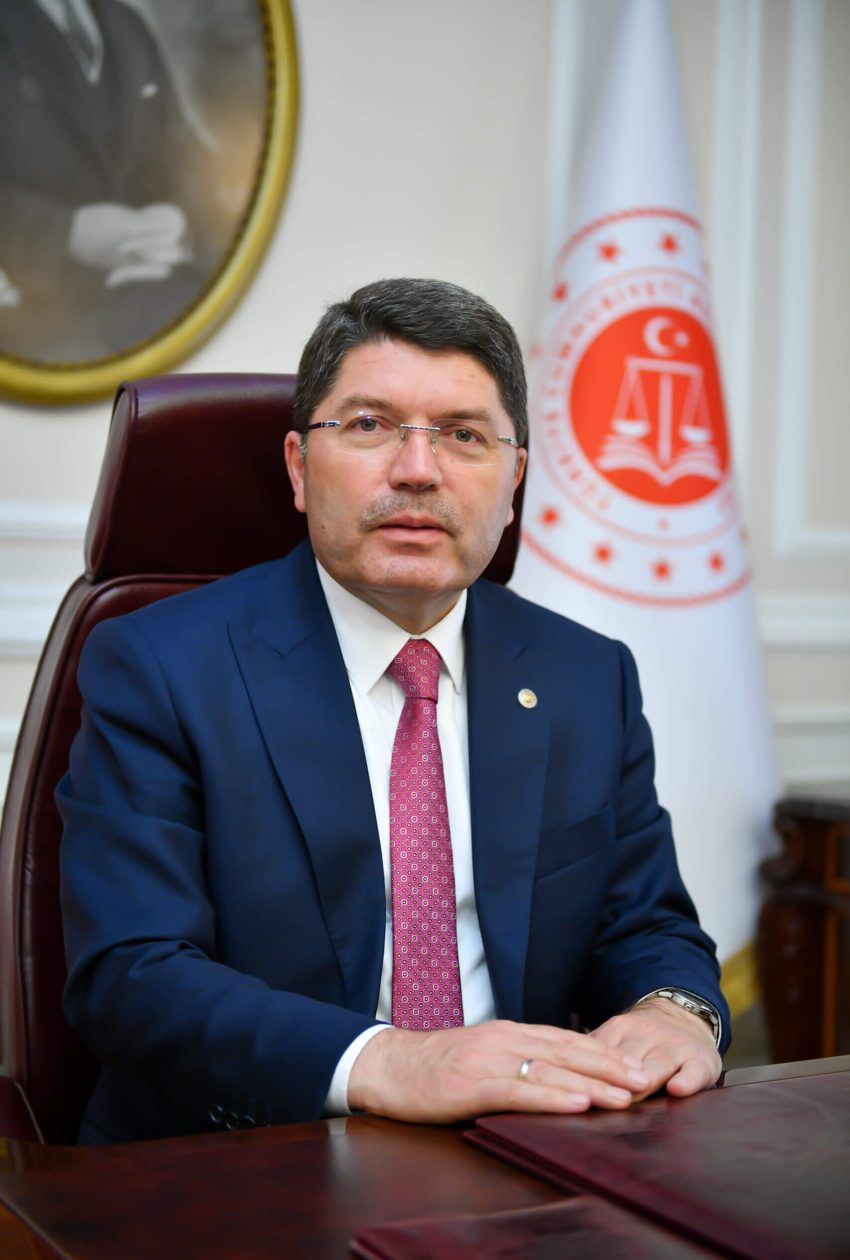 Adalet Bakanı Yılmaz Tunç'tan Erzurumlu sporculara tebrik